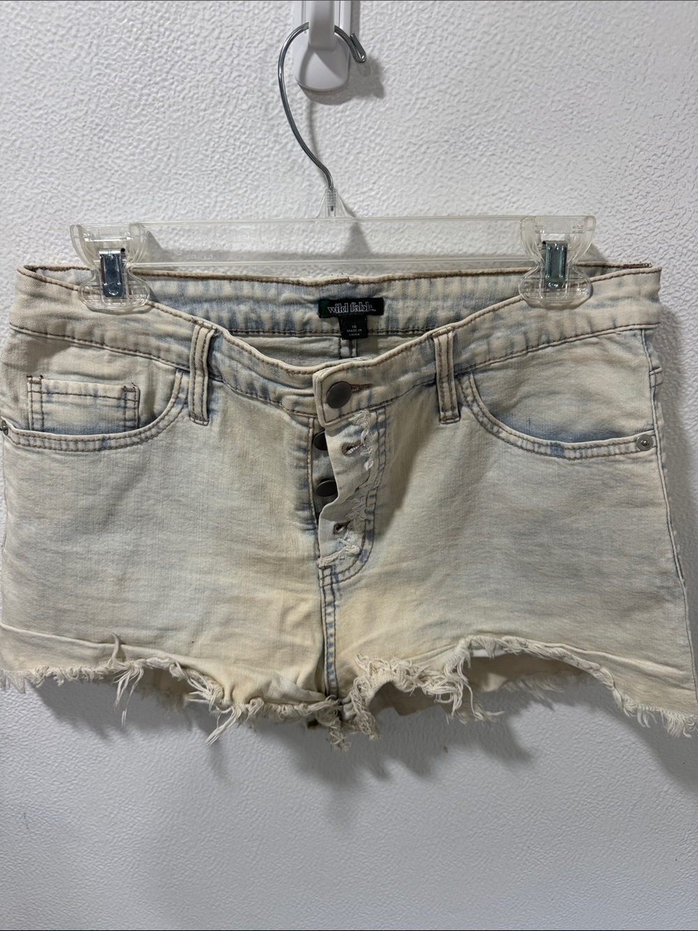 wild fable Light Wash Frayed Hem Button-Fly Denim Shorts